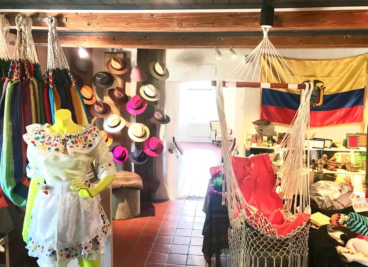 Tryde 1303 B&B Pa Oesterlen Tomelilla Εξωτερικό φωτογραφία