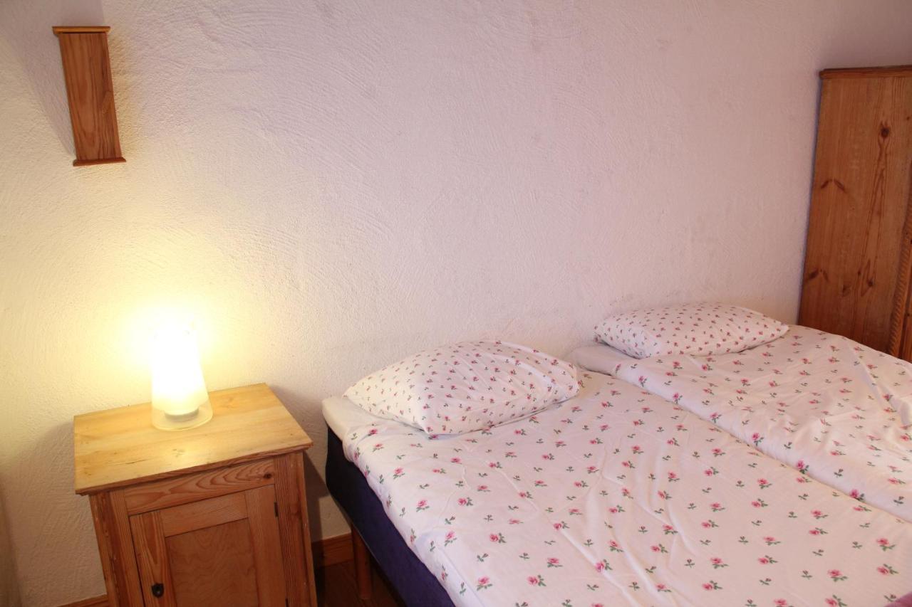 Tryde 1303 B&B Pa Oesterlen Tomelilla Εξωτερικό φωτογραφία